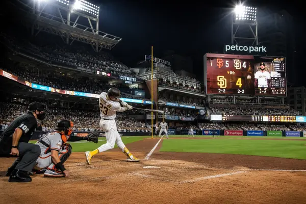 Padres vs San Francisco Giants Match Player Stats: Cronenworth’s Walk-Off Single Caps Wild Ninth-Inning Comeback